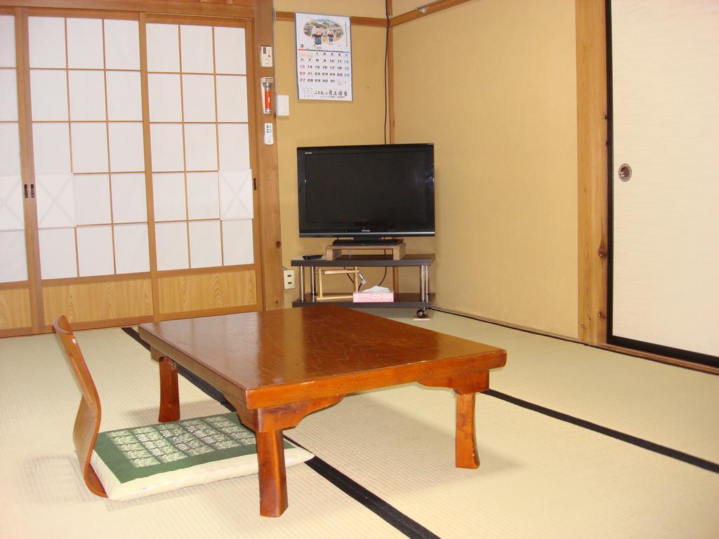 Shukubo Kanbayashi Katsukane Tsuruoka Exterior foto